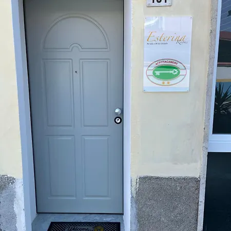 Konukevi Esterina *